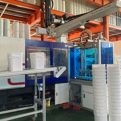 Un secchio di plastica da 1 litro più resistente e conveniente per conservare il latte