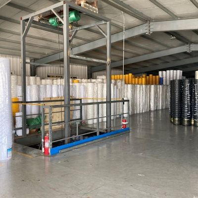 Un secchio di plastica da 1 litro più resistente e conveniente per conservare il latte