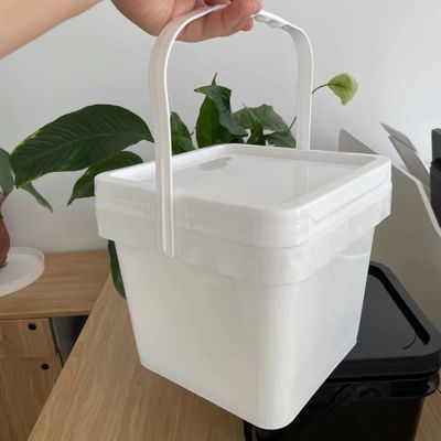 Bottile quadrato con coperchio e maniglia per contenitori alimentari in plastica