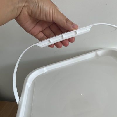 Imballaggio delle bevande 10L secchio quadrato con coperchio e maniglia