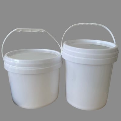 Botti di plastica rotondi o quadrati da 5 litri con maniglia di ferro personalizzabili e durevoli