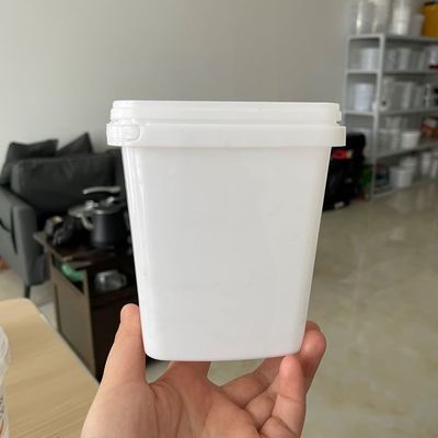 Bottile di plastica quadrato personalizzabile 500ml 1L 2L 3L 5L con opzione contenitore quadrato