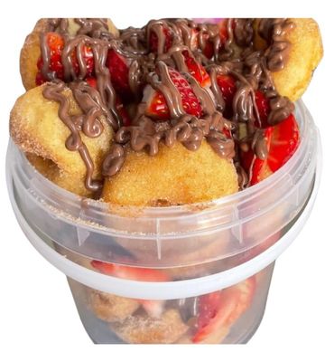 Contenitore di plastica rotondo da 500 ml con coperchio di qualità alimentare rotondo trasparente 8/12/16/24/32 oz