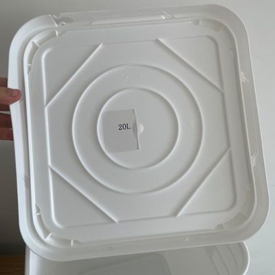 2L 4L 5L 8L 10L 15L 18L 20L contenitore di plastica a secchio quadrato con serigrafia
