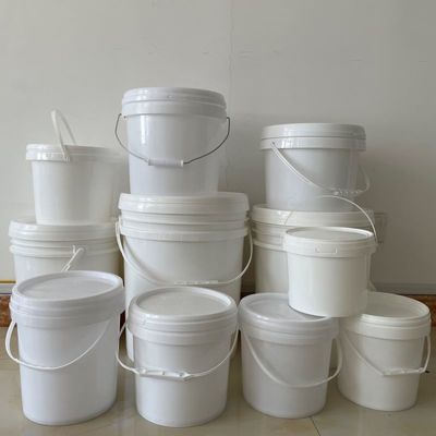 Botti di plastica rotondi su misura da 1L 2L 3L 4L 5L 6L 7L 8L 10L con manico e coperchio