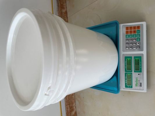 Personalizza i tuoi contenitori alimentari con un secchio e un coperchio di plastica da 20 litri