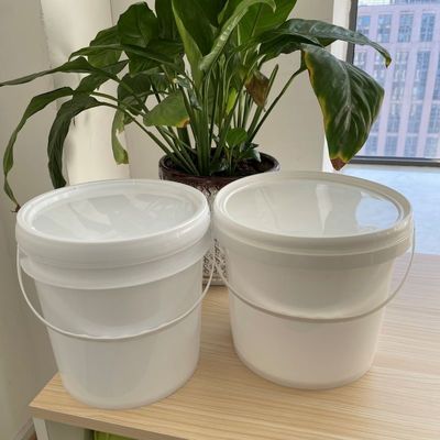 4L secchio di plastica trasparente con coperchio