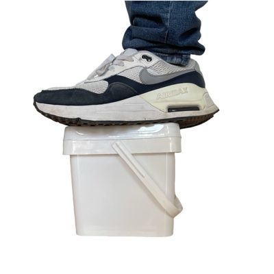Scafo di plastica quadrato da 2 galloni per una soluzione di stoccaggio facile e conveniente
