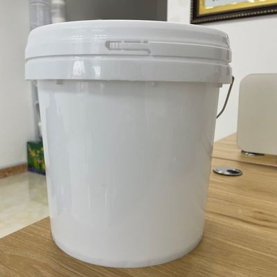 Bottile di plastica in PP bianco da 8 litri con coperchio e maniglia in materiale resistente alle sostanze chimiche
