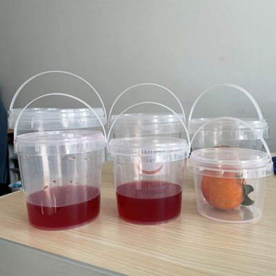 Contenitore di plastica rotondo o quadrato con coperchio 300 ml 500 ml 750 ml 1 litro