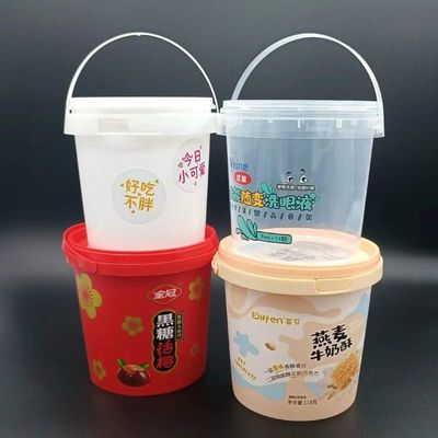 Bucket di plastica con coperchio facile da aprire e chiudere in dimensioni da 3L a 25L per applicazioni personalizzate